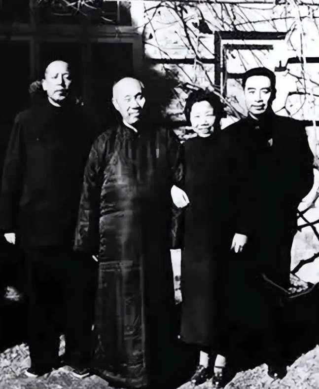 赢博体育官网入口：99年台湾开一家咖啡馆以毛主席命名火柴盒上印字更令人惊喜(图11)