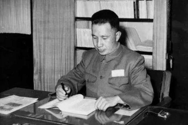 赢博体育官网入口：99年台湾开一家咖啡馆以毛主席命名火柴盒上印字更令人惊喜(图8)