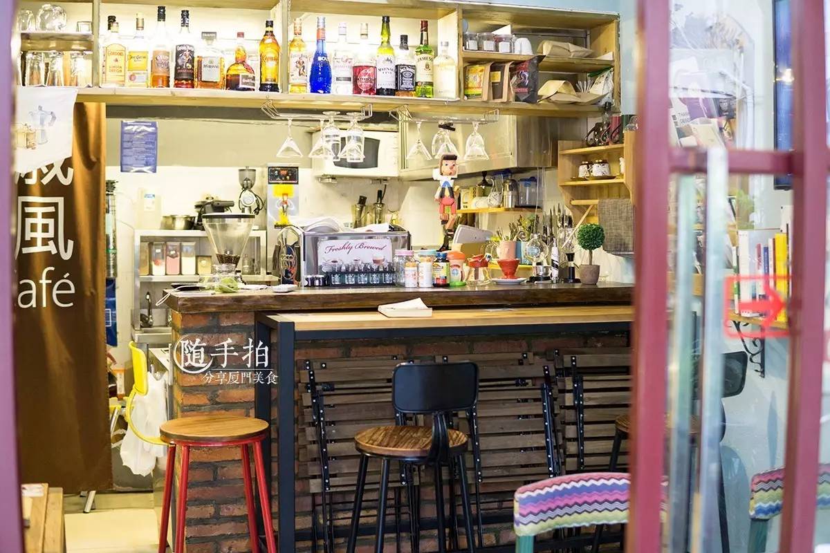 赢博体育app：赢博体育官网入口：：咖啡店 一家小而美的咖啡店你会不小心错过它(图2)